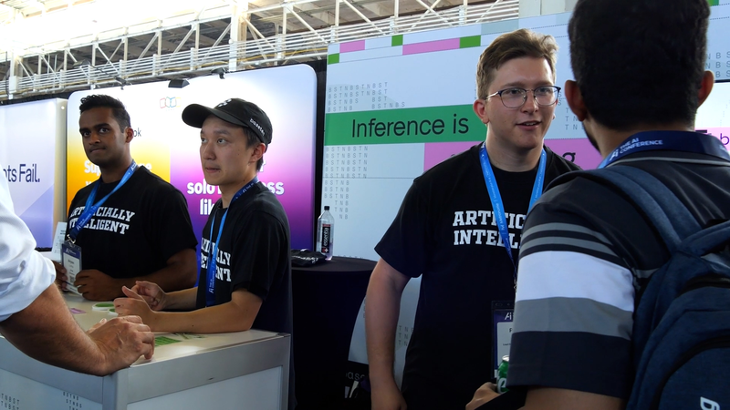 Jóvenes directores ejecutivos lideran el auge de startups de IA video poster