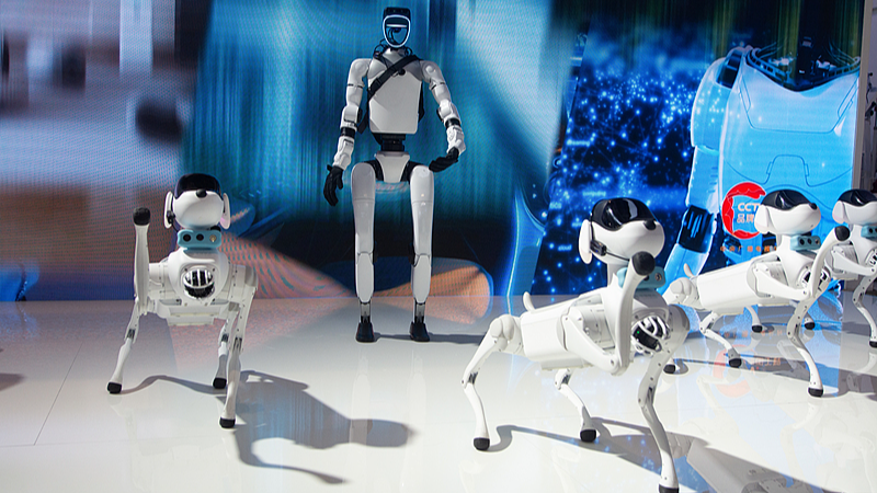 China lanza la iniciativa global de cooperación AI+