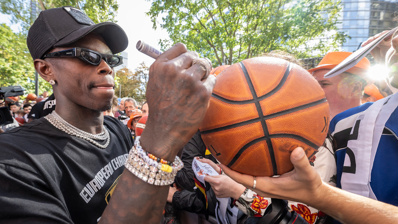 Alemania gana el EuroBasket 2025 y celebra el 32º cumpleaños de Schröder como MVP