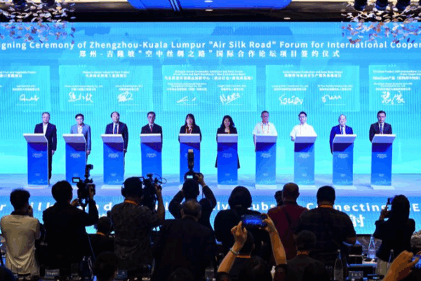 La Ruta Aérea de Seda Despega: China-Malasia Impulsa la Conexión de Carga de ASEAN