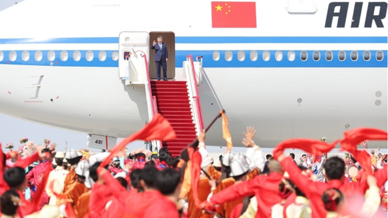 70° Aniversario de Xinjiang: Celebrando Unidad y Crecimiento en el Territorio Continental de China