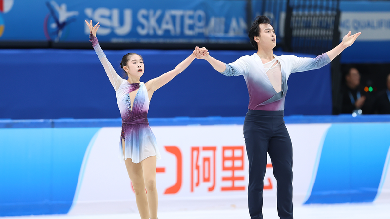Pareja china triunfa: Zhang y Huang aseguran su lugar en los Juegos Olímpicos de Invierno 2026