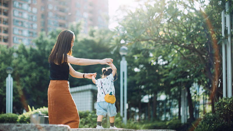 Explorando los discursos de Xi Jinping sobre mujeres, niños y familias