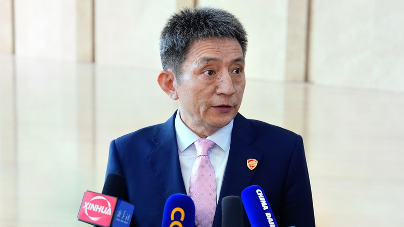 Diálogos económicos China-EE.UU.: intensos y sinceros, según representante chino video poster