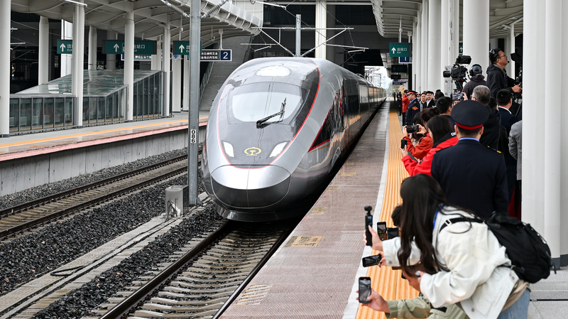 La revolución del transporte en China: trenes de alta velocidad hacia rutas globales