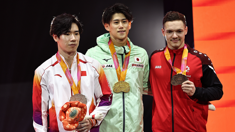 Hashimoto_hace_historia__tercer_oro_en_all_around__Zhang_Boheng_plata
