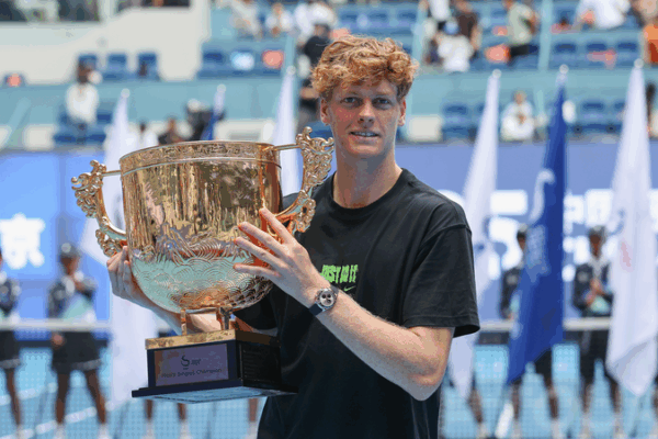 Sinner Triunfa en el China Open, Derrota a Tien por su 21er Título