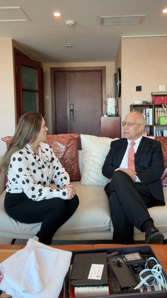 El Futuro de China: Tecnología, Cultura e Ideas sobre Salud video poster