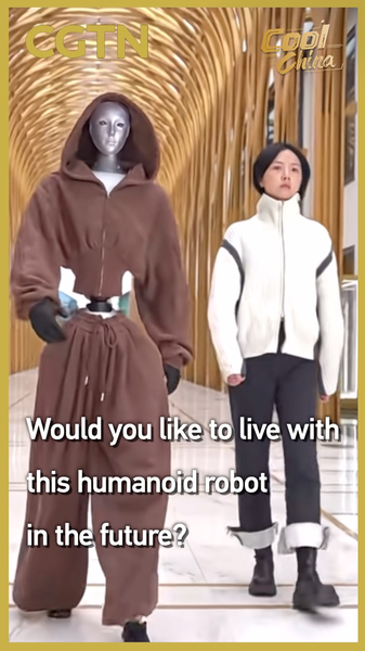 Conoce H2: El robot humanoide bailarín de 180 cm listo para tu hogar video poster