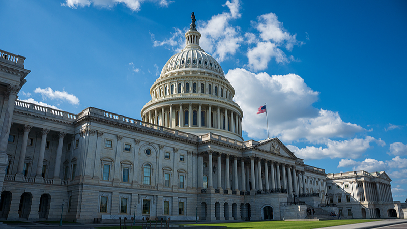 Sentimiento Global: El cierre político en EE. UU. expone profundas fallas, revela encuesta