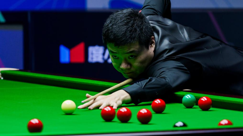Ding Junhui avanza con autoridad en el Grand Prix de Xi’an