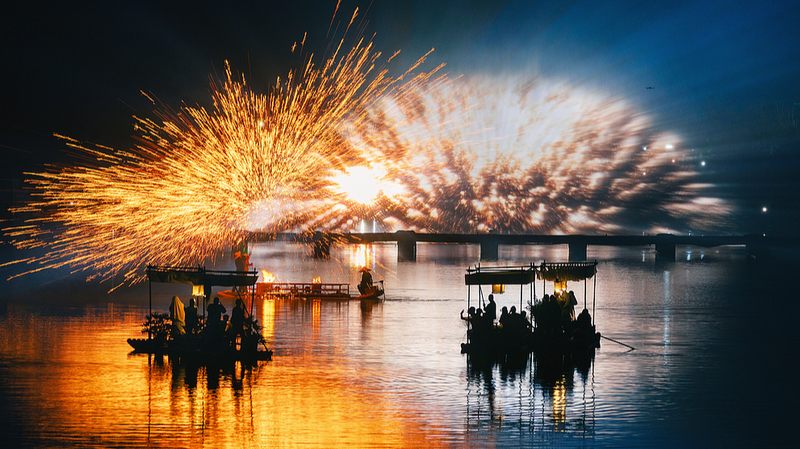 Technology_revolutionizes_tourism_during_Golden_Week_in_China