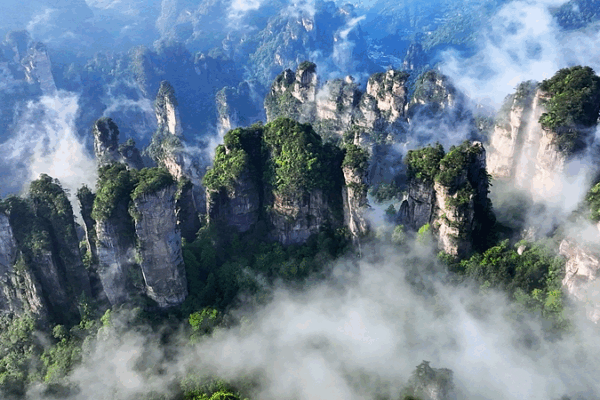 Pabellón de las Seis Maravillas: Vistas Impresionantes de las Maravillas Naturales de Zhangjiajie video poster