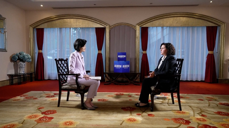 ONU Mujeres elogia los avances del continente chino en igualdad de género en STEM video poster