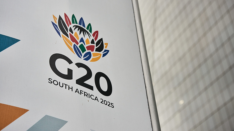 Li Qiang llega a Sudáfrica para la primera Cumbre del G20 en África