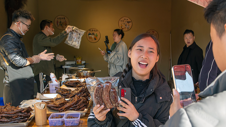 Economía Popular China: De la Política a la Práctica Global