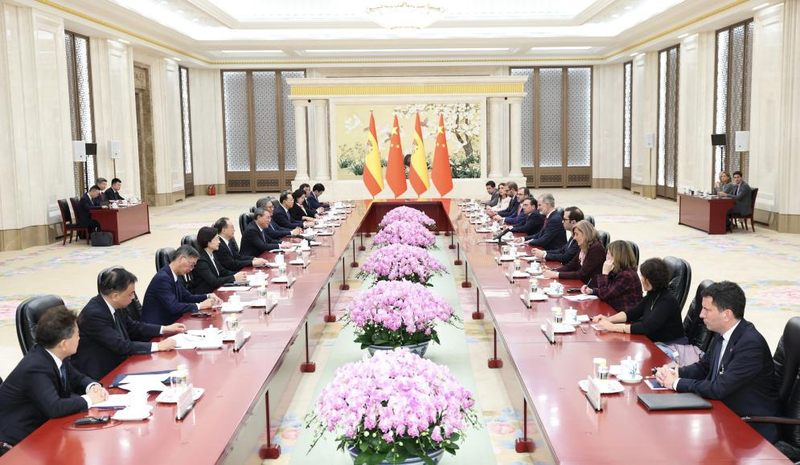 Li Qiang se reúne con el Rey Felipe VI: ¡La asociación China-España sube de nivel!