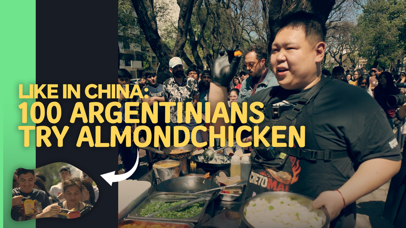 100 argentinos prueban auténtico pollo con almendras en Buenos Aires video poster