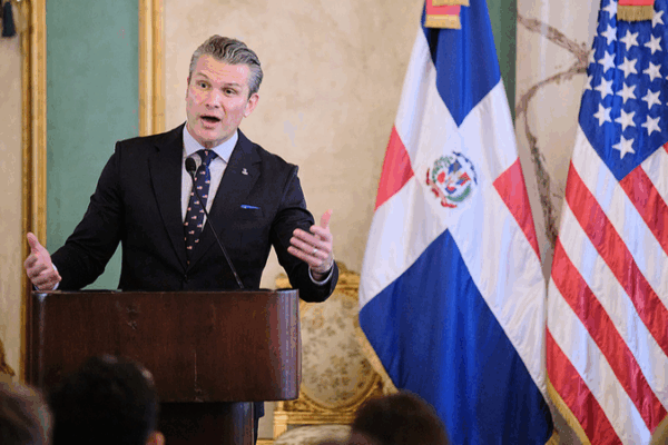 América Latina advierte de guerra mientras EE.UU. expande su presencia militar en el Caribe