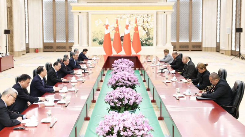 China y Tonga firman un acuerdo de asociación económica para impulsar el comercio y la cooperación climática