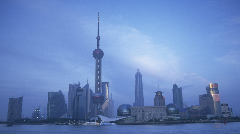 Las vibras ribereñas de Lujiazui: Dentro del centro financiero en las alturas de Shanghái video poster