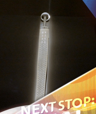 Descubre la espada de Goujian: La maravilla de bronce de 2,500 años de Hubei video poster