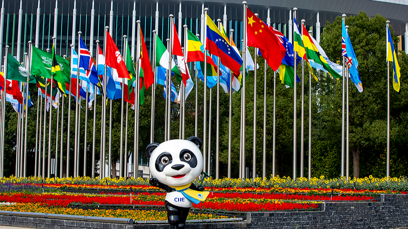 8ª CIIE: Foco en innovaciones comerciales globales en Shanghái