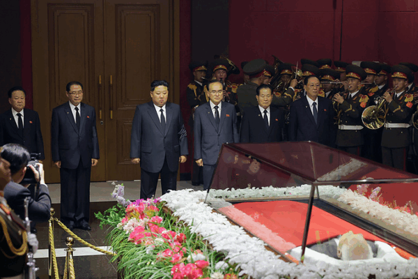 Exfuncionario de la RPDC Kim Yong Nam muere a los 97 años