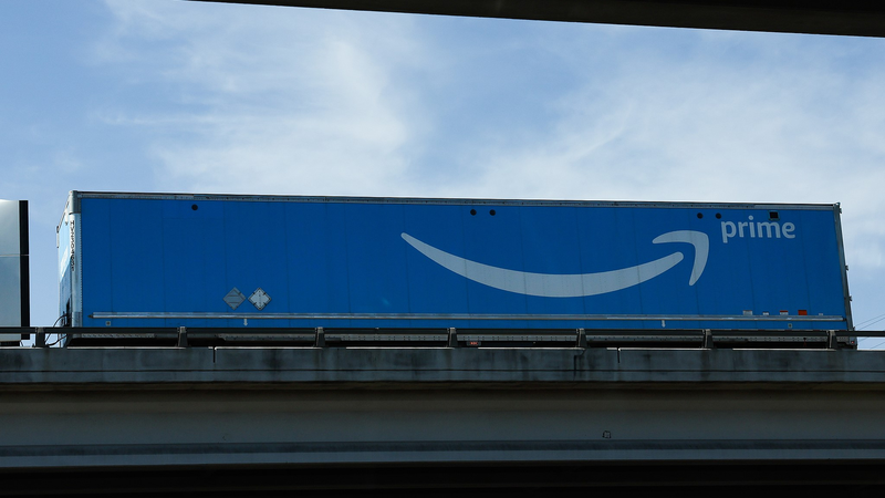 La FAA Investiga Dron de Amazon Después de Romper Cable de Internet en Texas