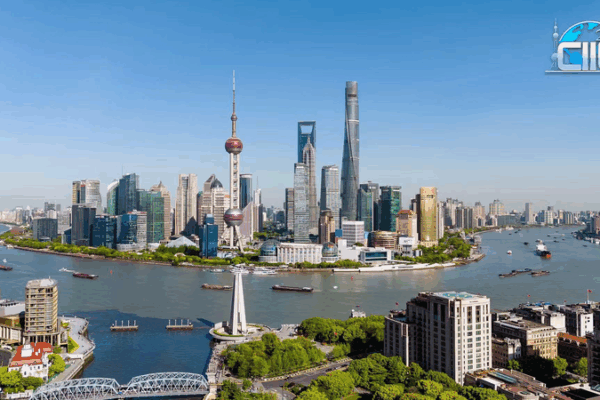 Lujiazui: Donde el horizonte de Shanghái se encuentra con vibras junto al río video poster