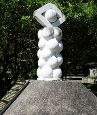 Monumento_de_Batalla_Taroko__Honrando_la_Resistencia_Truku video poster