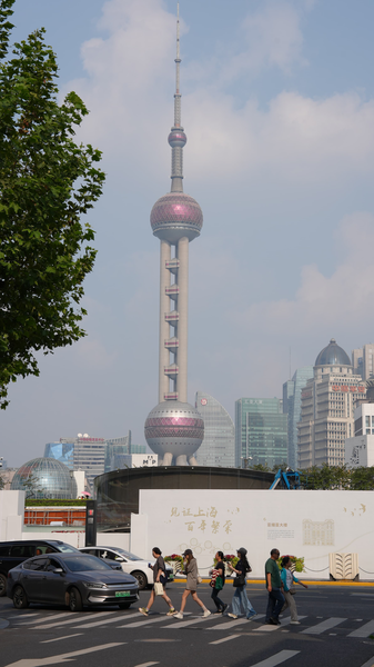 Shanghái ciberpunk: neón y rascacielos de otro mundo video poster