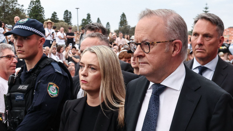 Albanese ordena revisión de inteligencia tras tiroteo en Bondi Beach