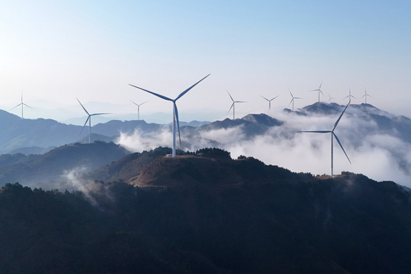 La gran revolución: renovables superan al carbón en 2025