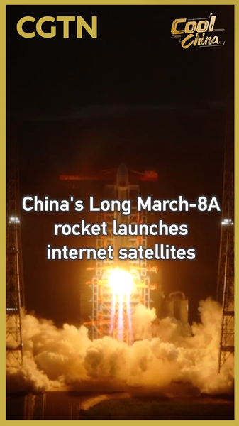 China lanza cohete Larga Marcha-8A con nuevos satélites de internet video poster