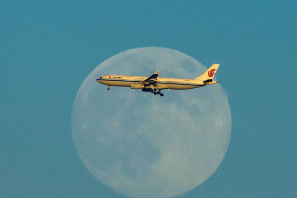 Nuevo vuelo directo de Guiyang a Ho Chi Minh impulsa los vínculos China-ASEAN