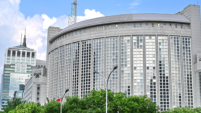 China reprende a Japón por sugerir armas nucleares