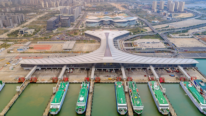 Aduanas_especiales_en_Hainan_abren_el_mercado_chino_a_empresas_globales video poster