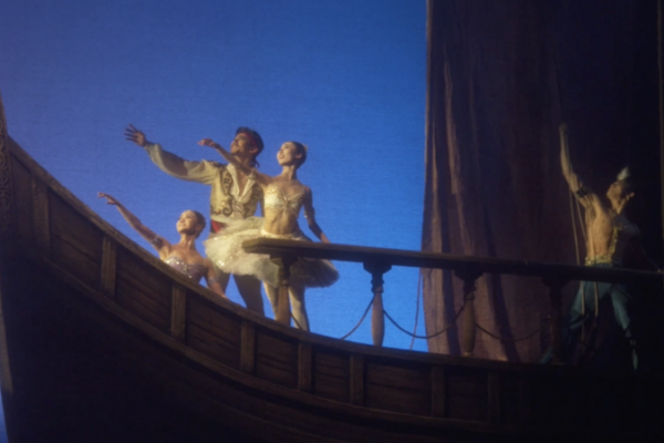 El Ballet Nacional de China reinventa 'Le Corsaire' en Pekín video poster