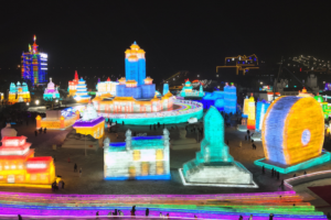 Changchun_Ice_and_Snow_World__el_espectacular_reino_de_hielo_se_abre_en_China