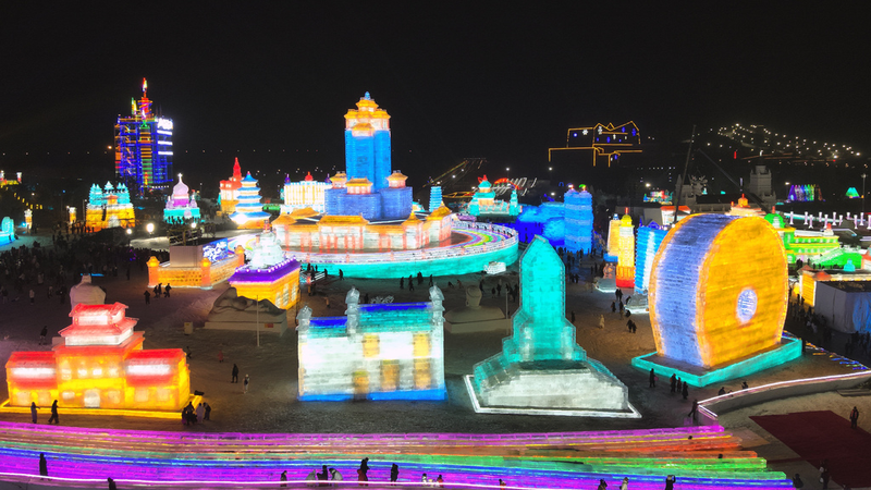 Changchun_Ice_and_Snow_World__el_espectacular_reino_de_hielo_se_abre_en_China