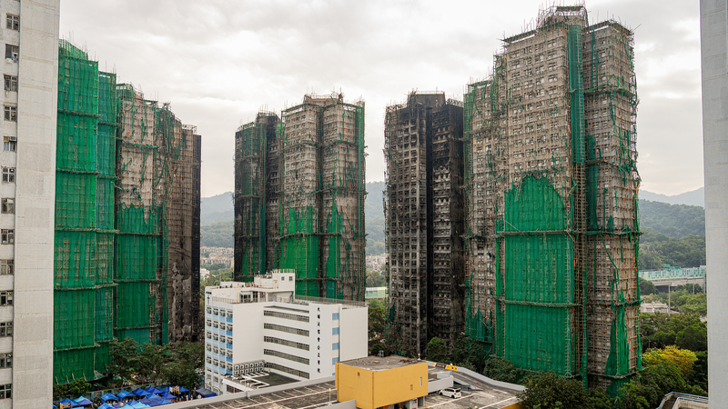 El_Gobierno_de_la_RAEHK_ordena_inspecciones_de_seguridad_contra_incendios_tras_el_incendio_en_Wang_Fuk_Court