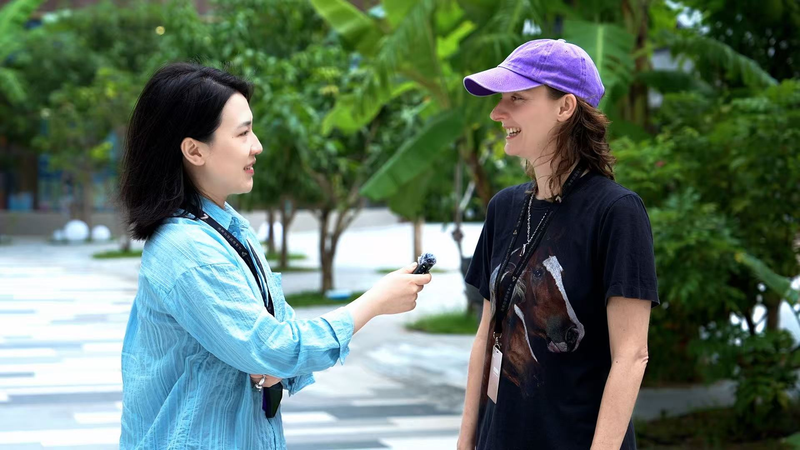 La directora belga explora la diversidad cinematográfica de China en el HIIFF 2025 video poster