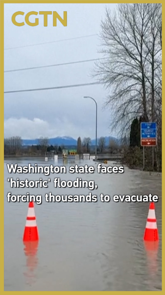 Inundaciones históricas obligan a miles a evacuar en Washington video poster