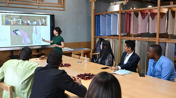 China y África en 2025: FOCAC 25 años, comercio cero y salto digital