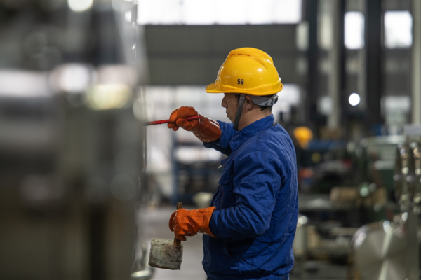 China consulta al sector privado sobre prioridades económicas en 2026