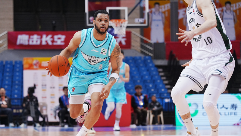 Weatherspoon anota 56 pts y guía a Qingdao a triunfo en la CBA