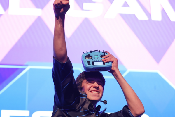 Juegos_phygital__la_nueva_era_del_deporte_que_fusiona_lo_real_y_lo_virtual