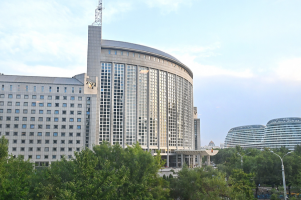 China requiere a Japón que detenga interferencias en sus ejercicios militares