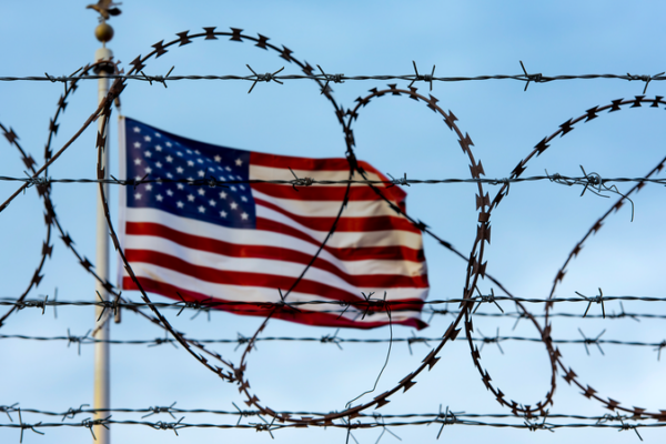 Trump_intensifica_control_migratorio_en_2026_con_fondos_millonarios